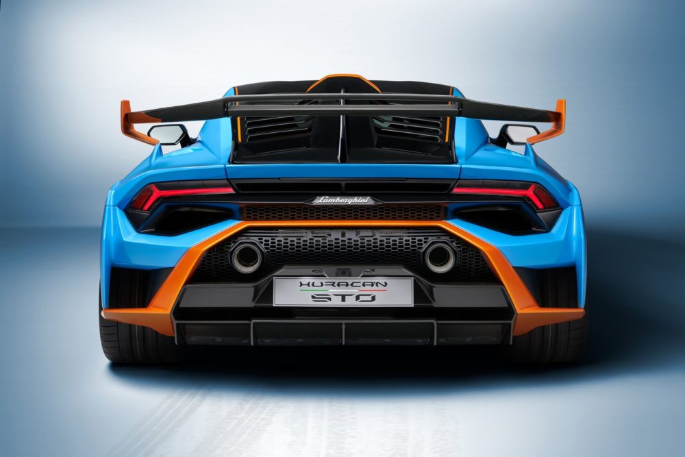 Lamborghini presents the Huracán STO – Super Trofeo Omologata