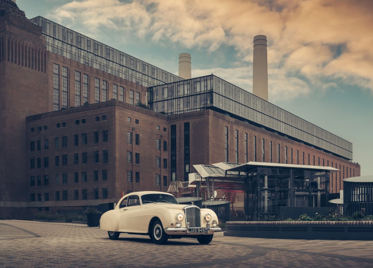 Bentley celebrates the 70th birthday of famous Heritage car with modern interpretation